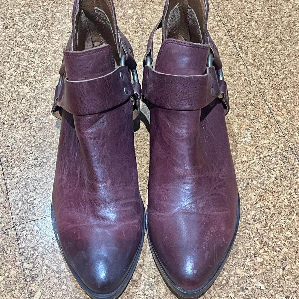 Frye Women's Ankle Boots in Burgundy